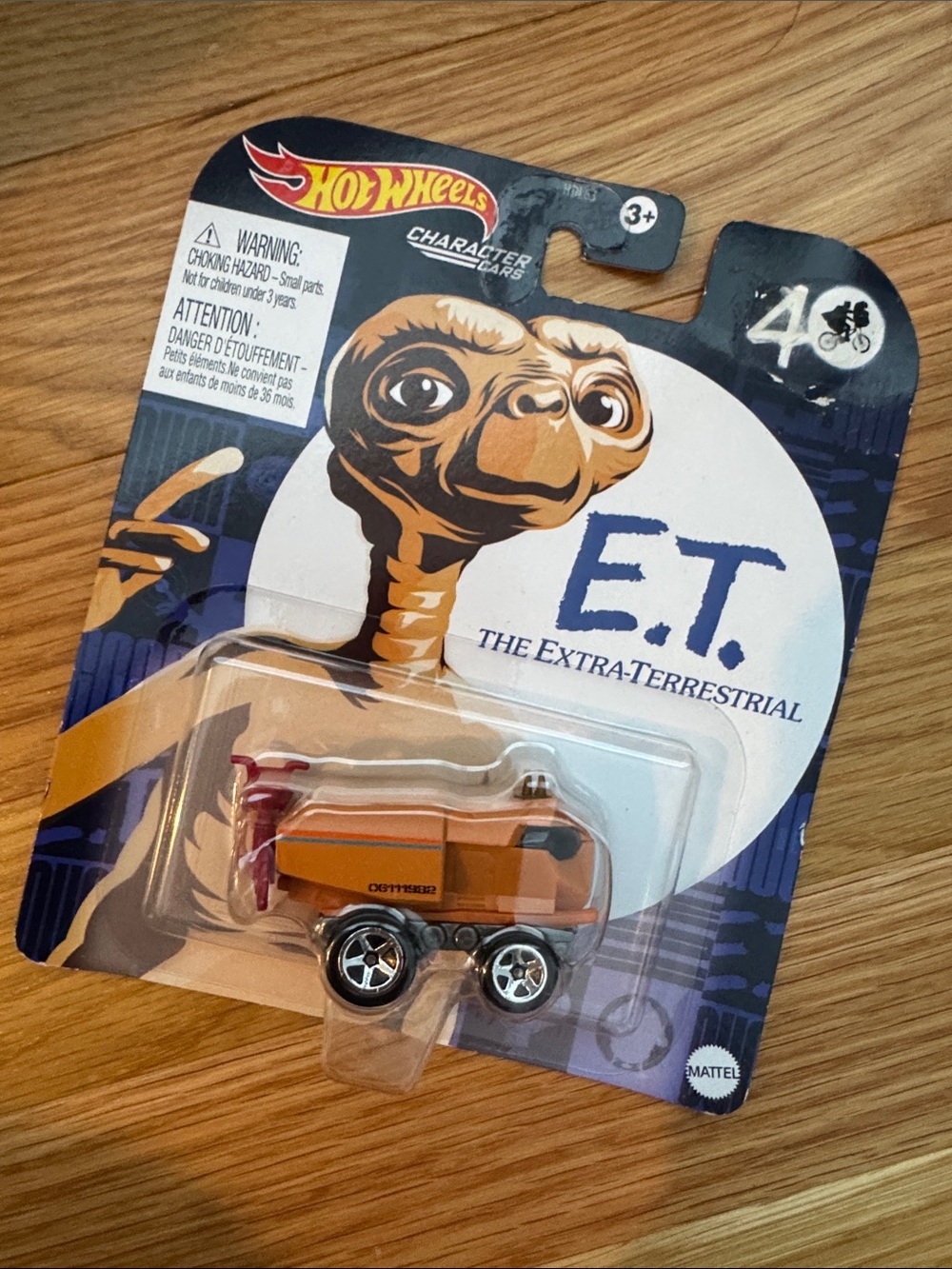 NIP Hot Wheels E.T. The Extra-Terrestrial 40th Anniversary Character Car